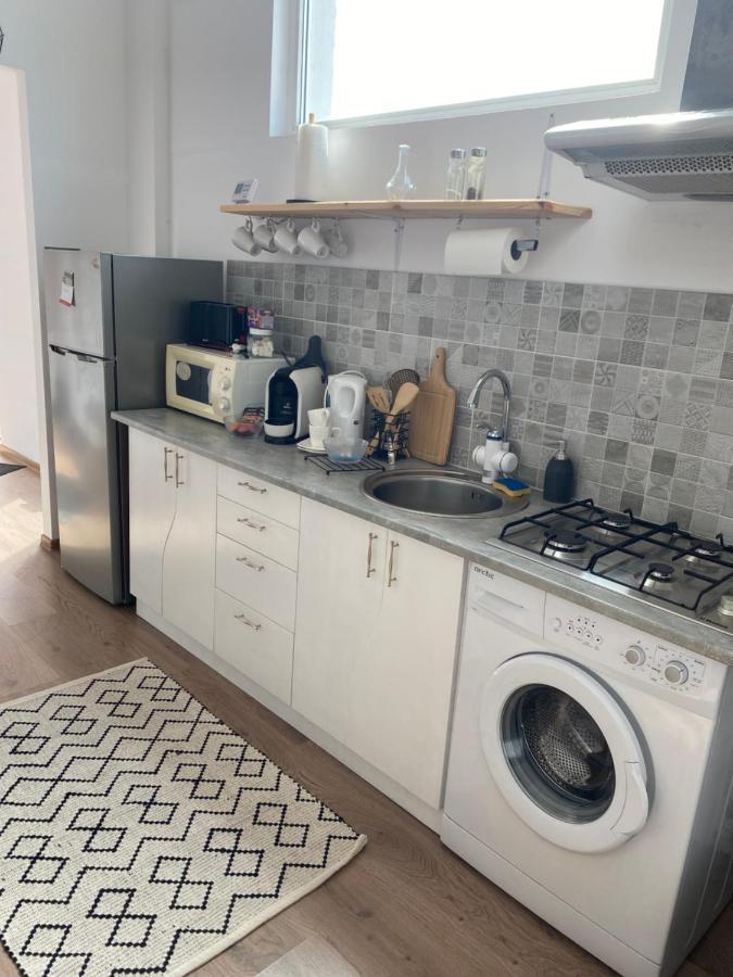 Apartamento Fressh House Sincraieni Exterior foto
